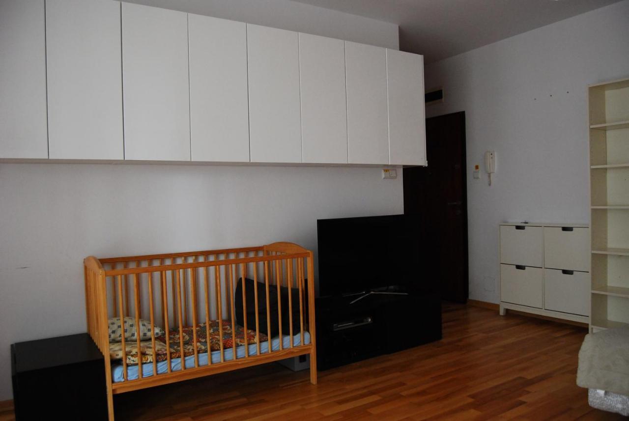 Apartament - Chelmska Olinek Varšava Exteriér fotografie